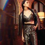 Contemporary three piece set